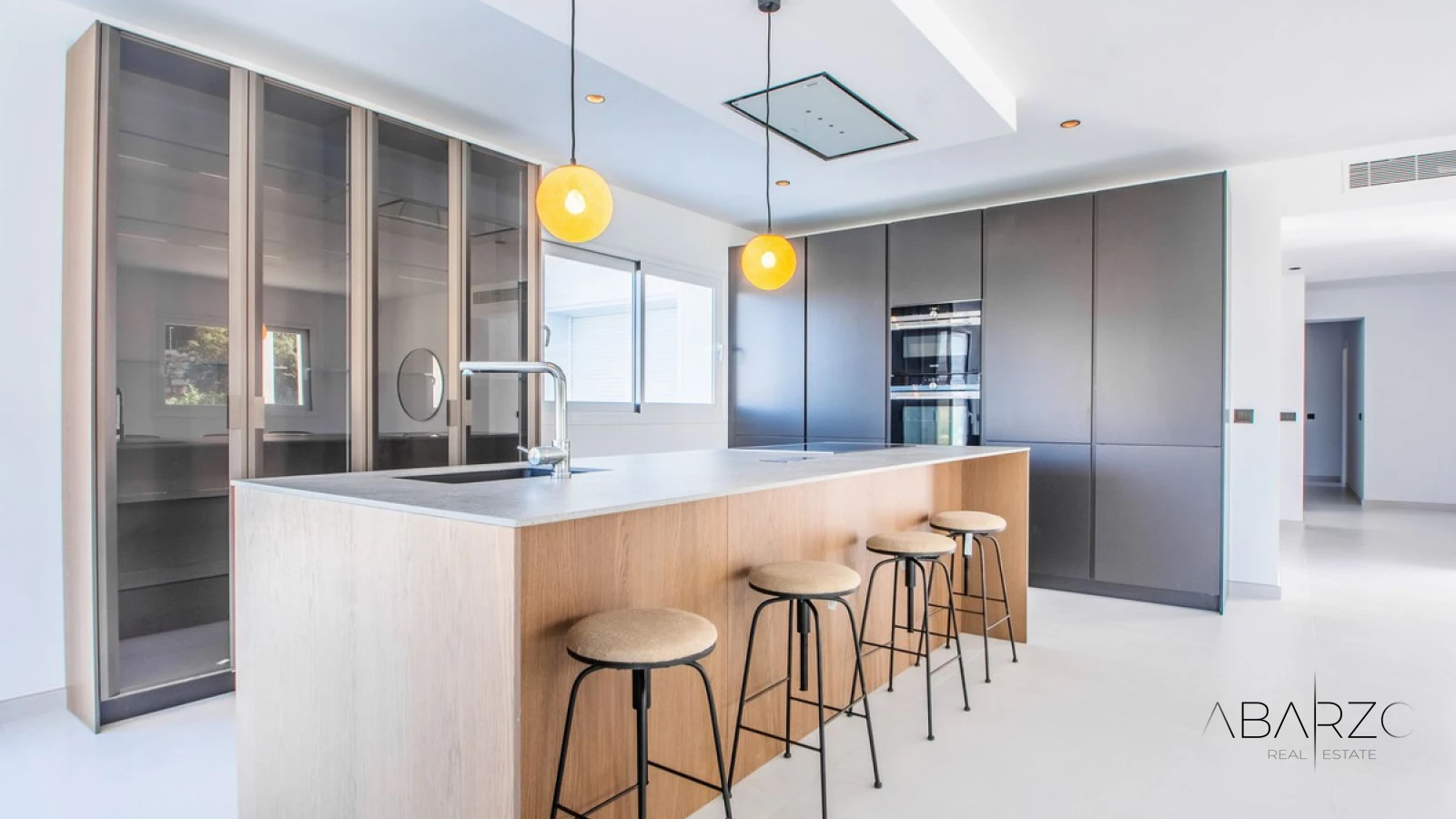 Casa moderna en La Mairena con vistas panorámicas y gran parcela — interior, Marbella East, Marbella (8 of 47)