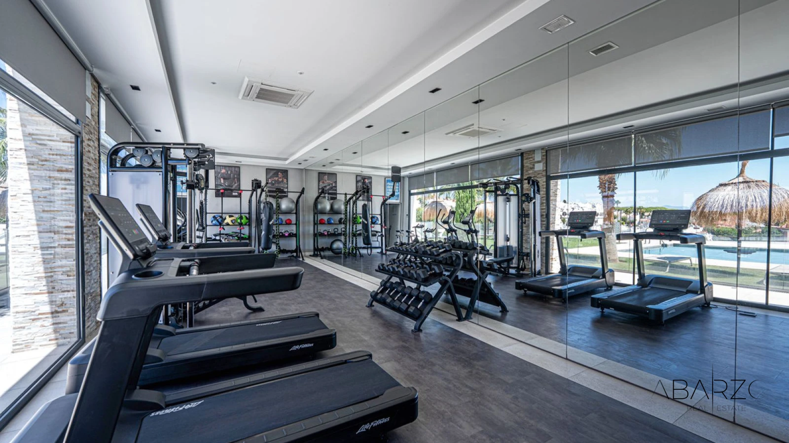 Duplex Apartment with Terraces and Resort Facilities in Cabopino, Marbella — interior, Marbella East, Marbella (41 of 47)