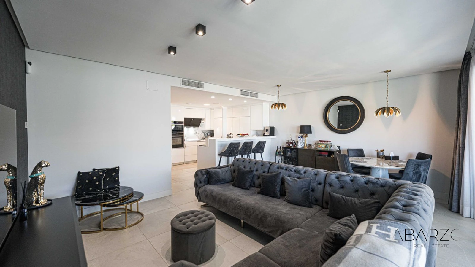 Duplex Apartment with Terraces and Resort Facilities in Cabopino, Marbella — interior, Marbella East, Marbella (9 of 47)