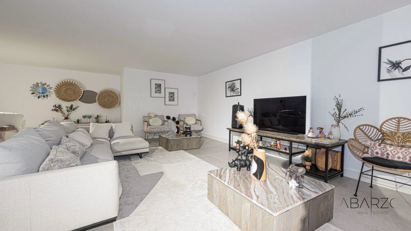 Duplex Apartment with Terraces and Resort Facilities in Cabopino, Marbella — interior, Marbella East, Marbella (3 of 47)