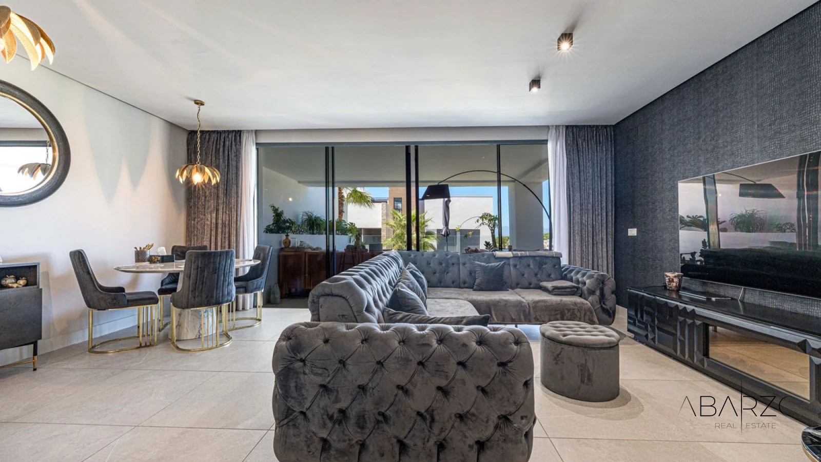 Duplex Apartment with Terraces and Resort Facilities in Cabopino, Marbella — interior, Marbella East, Marbella (8 of 47)