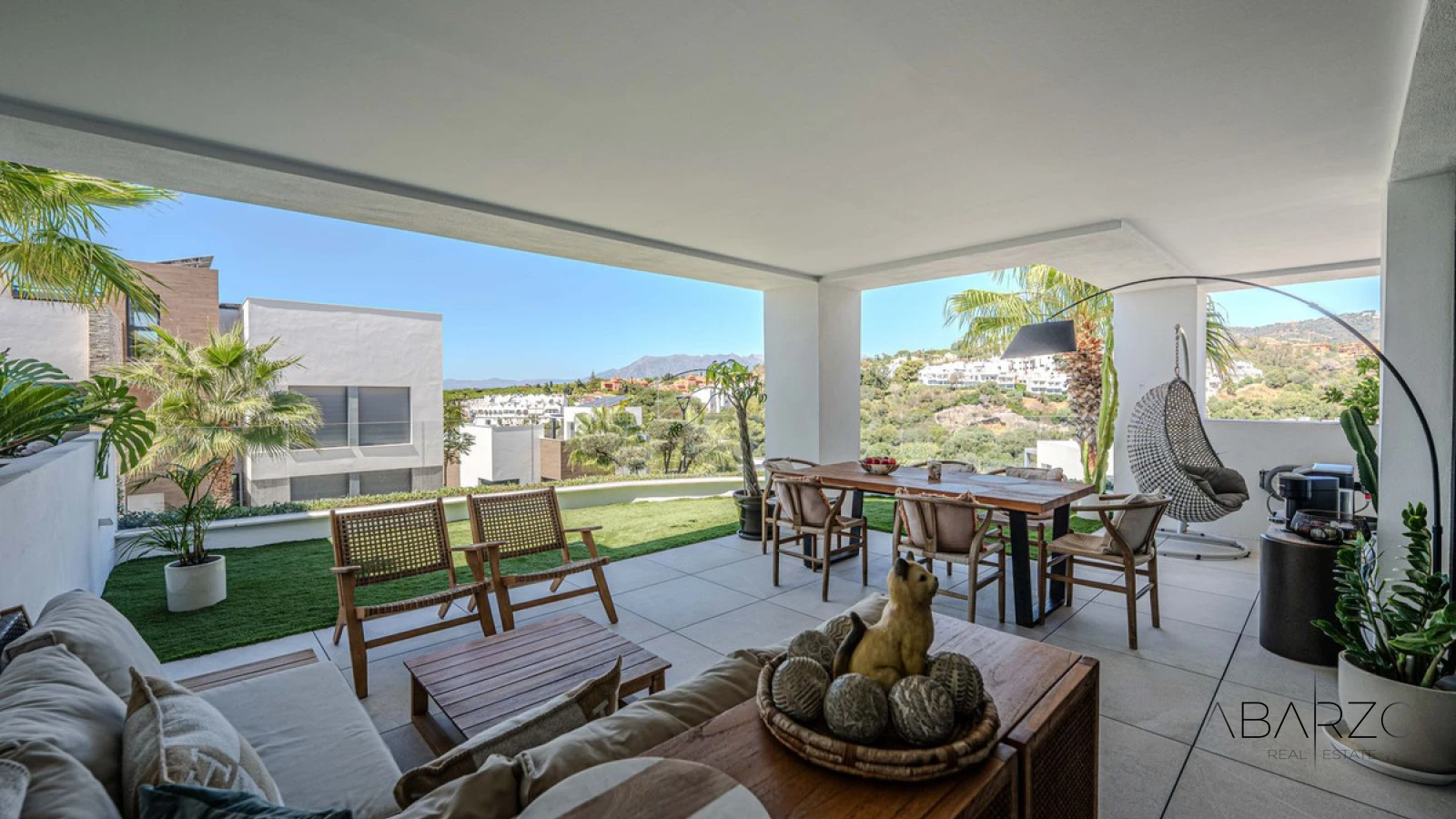 Duplex Apartment with Terraces and Resort Facilities in Cabopino, Marbella — interior, Marbella East, Marbella (4 of 47)