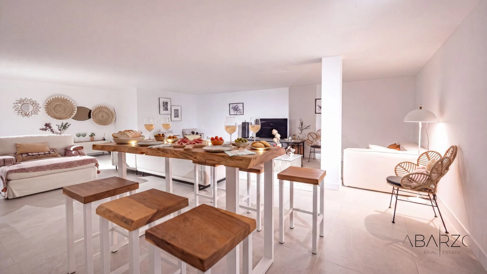 Duplex Apartment with Terraces and Resort Facilities in Cabopino, Marbella — interior, Marbella East, Marbella (30 of 47)