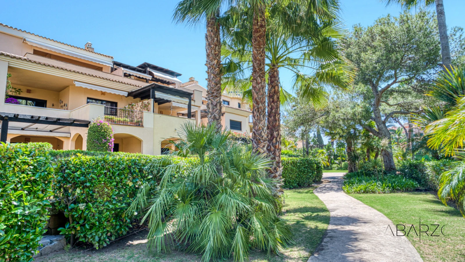 Las Mimosas de Puerto Banús: Spacious 2-Bedroom Garden Apartment near Beach — interior, Puerto Banús, Marbella (23 of 24)