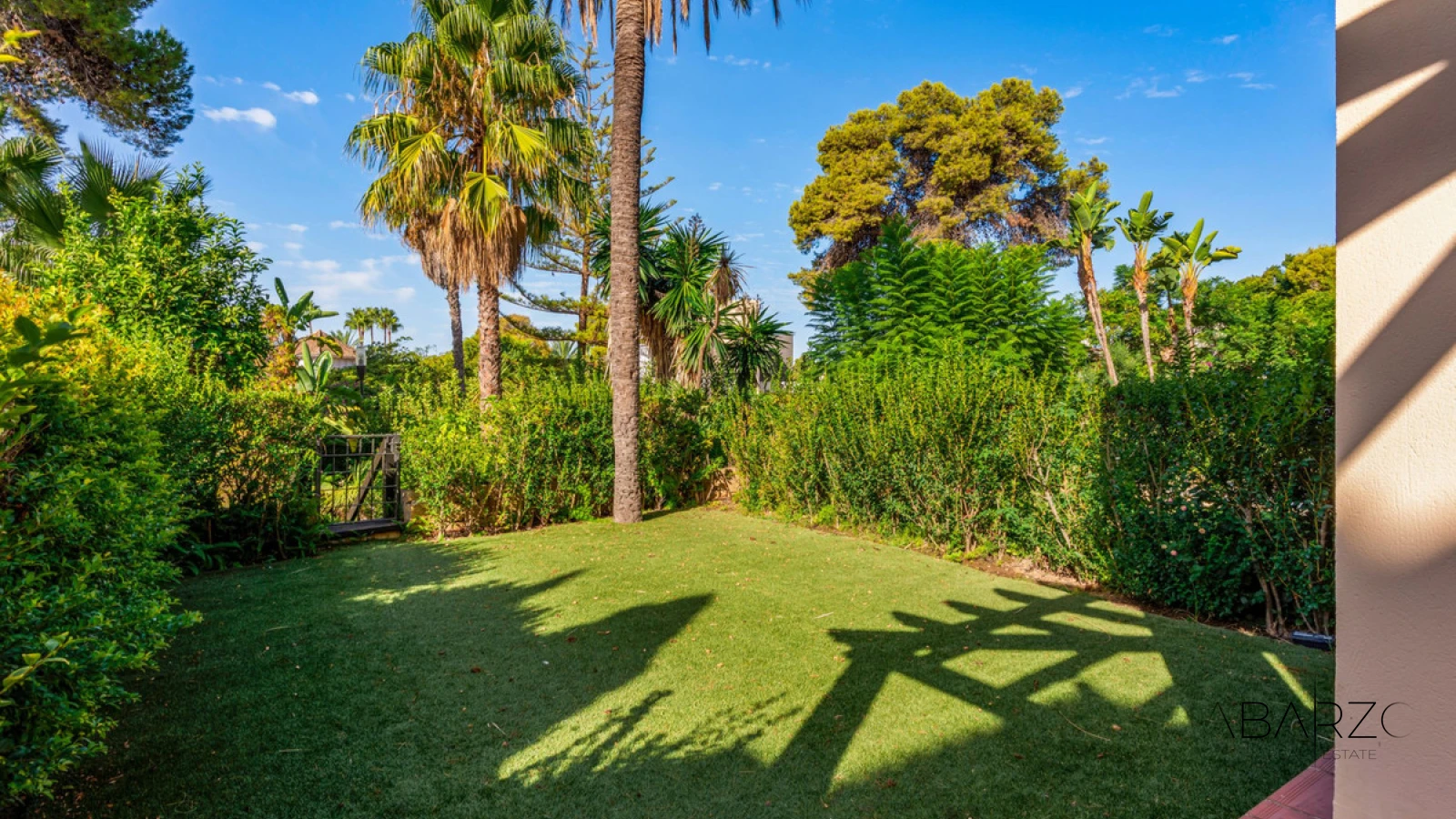 Las Mimosas de Puerto Banús: Spacious 2-Bedroom Garden Apartment near Beach — interior, Puerto Banús, Marbella (22 of 24)