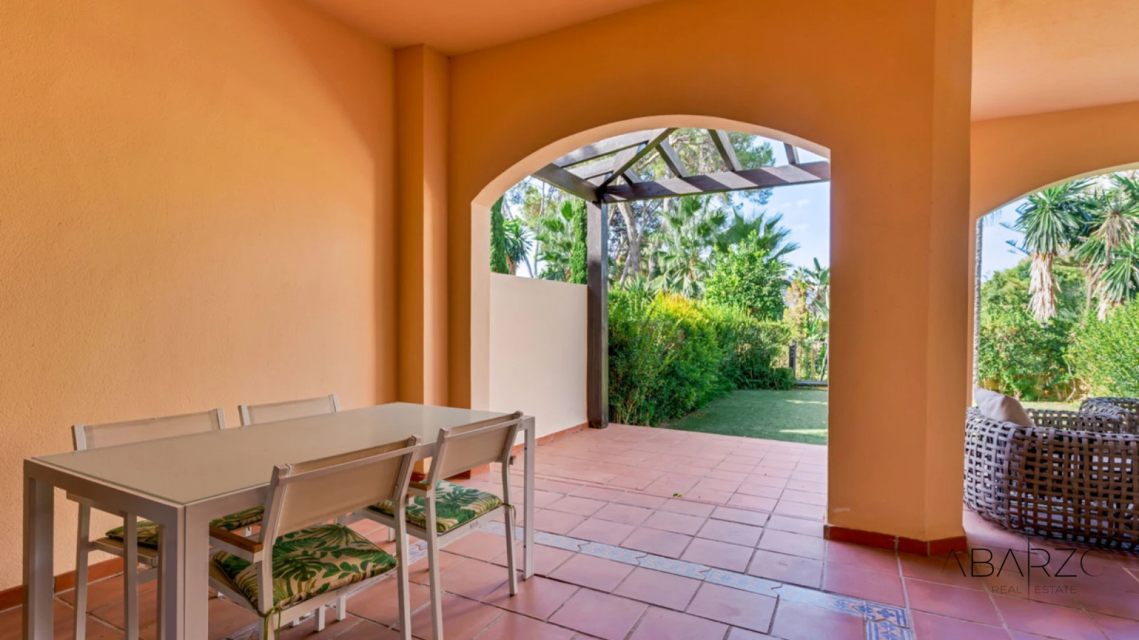 Las Mimosas de Puerto Banús: Spacious 2-Bedroom Garden Apartment near Beach — interior, Puerto Banús, Marbella (2 of 24)