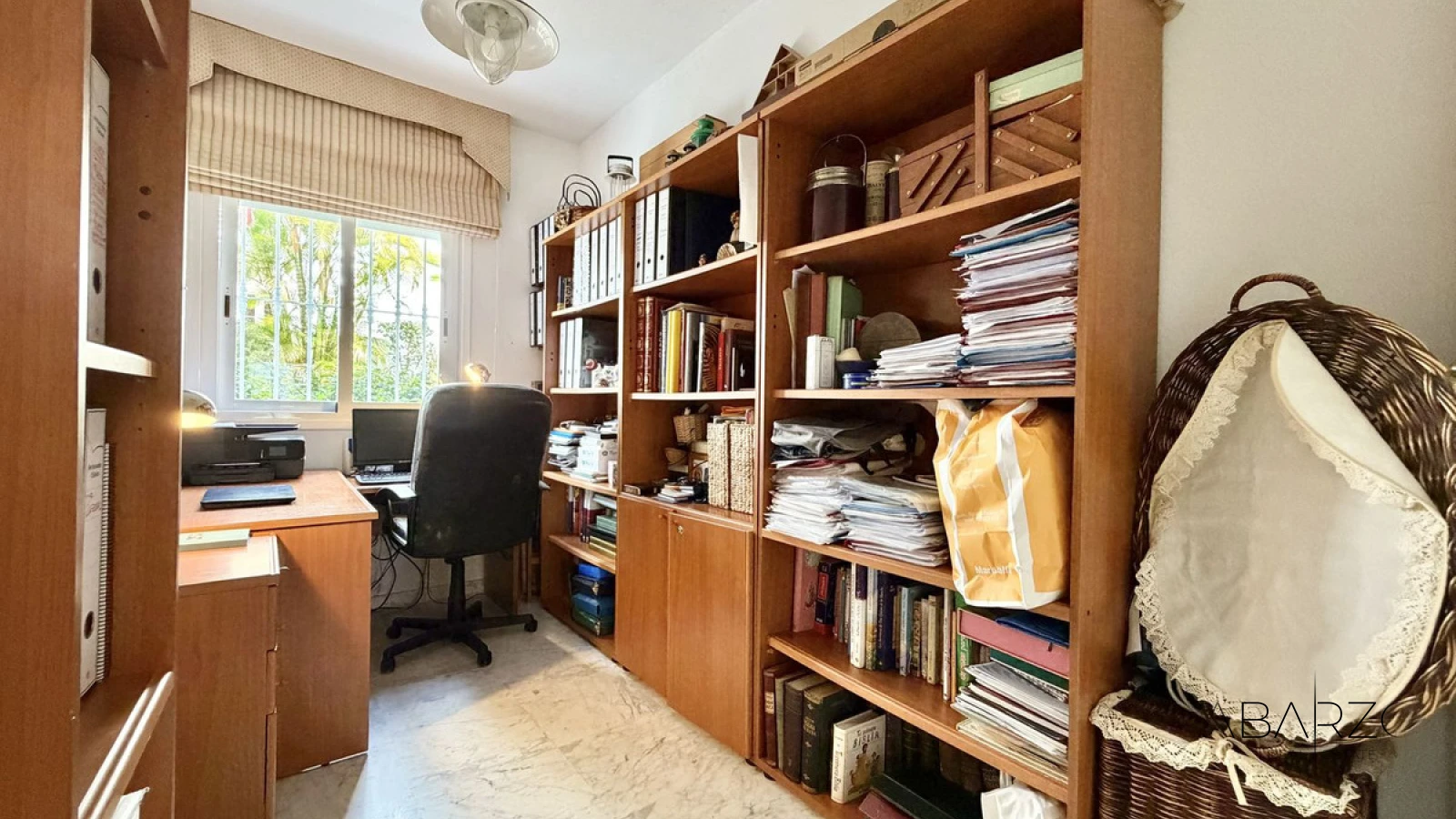 Spacious Ground Floor Apartment on Marbella's Golden Mile Near the Beach — interior, Golden Mile, Marbella (26 of 31)