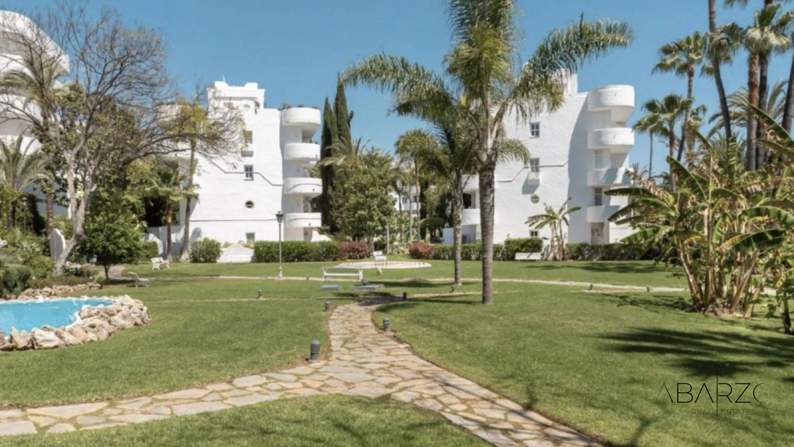 Spacious Ground Floor Apartment on Marbella's Golden Mile Near the Beach — interior, Golden Mile, Marbella (3 of 31)