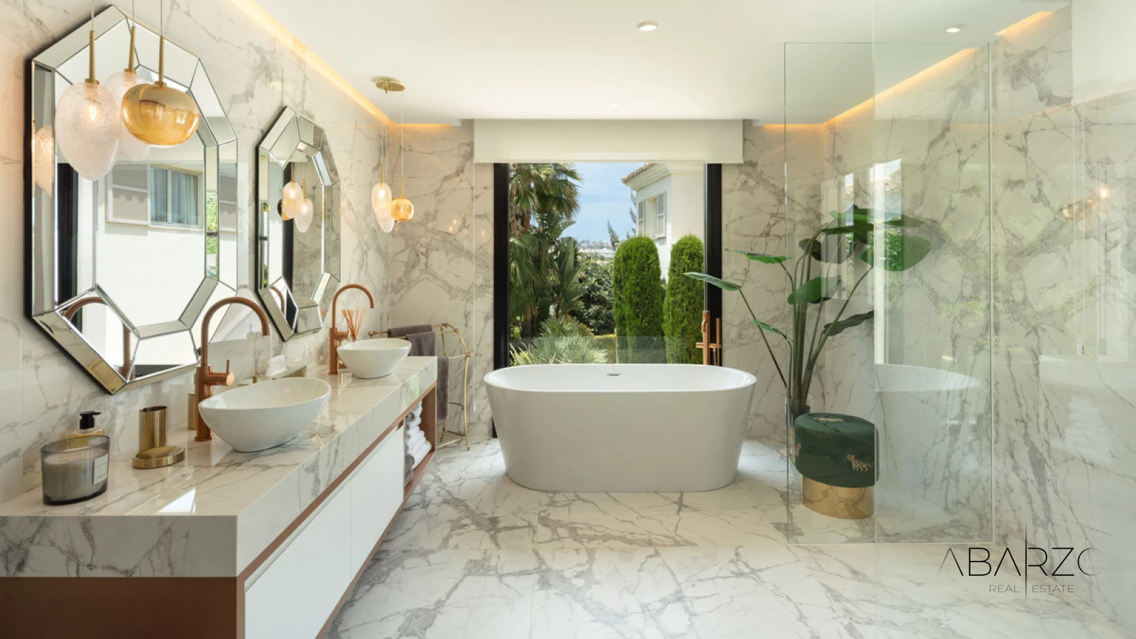Luxurious villa in Marbella's Aloha Golf Valley with front-line golf views and guest house — interior, Nueva Andalucía, Marbella (31 of 49)
