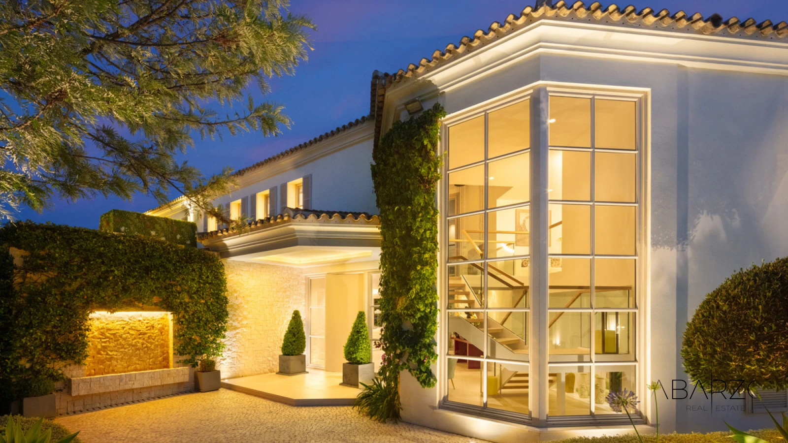 Luxurious villa in Marbella's Aloha Golf Valley with front-line golf views and guest house — interior, Nueva Andalucía, Marbella (6 of 49)