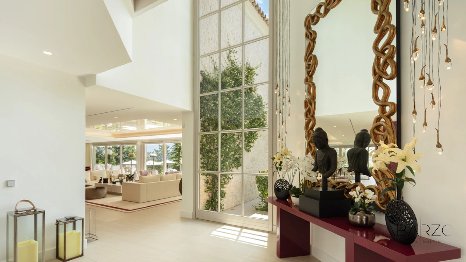 Luxurious villa in Marbella's Aloha Golf Valley with front-line golf views and guest house — interior, Nueva Andalucía, Marbella (25 of 49)