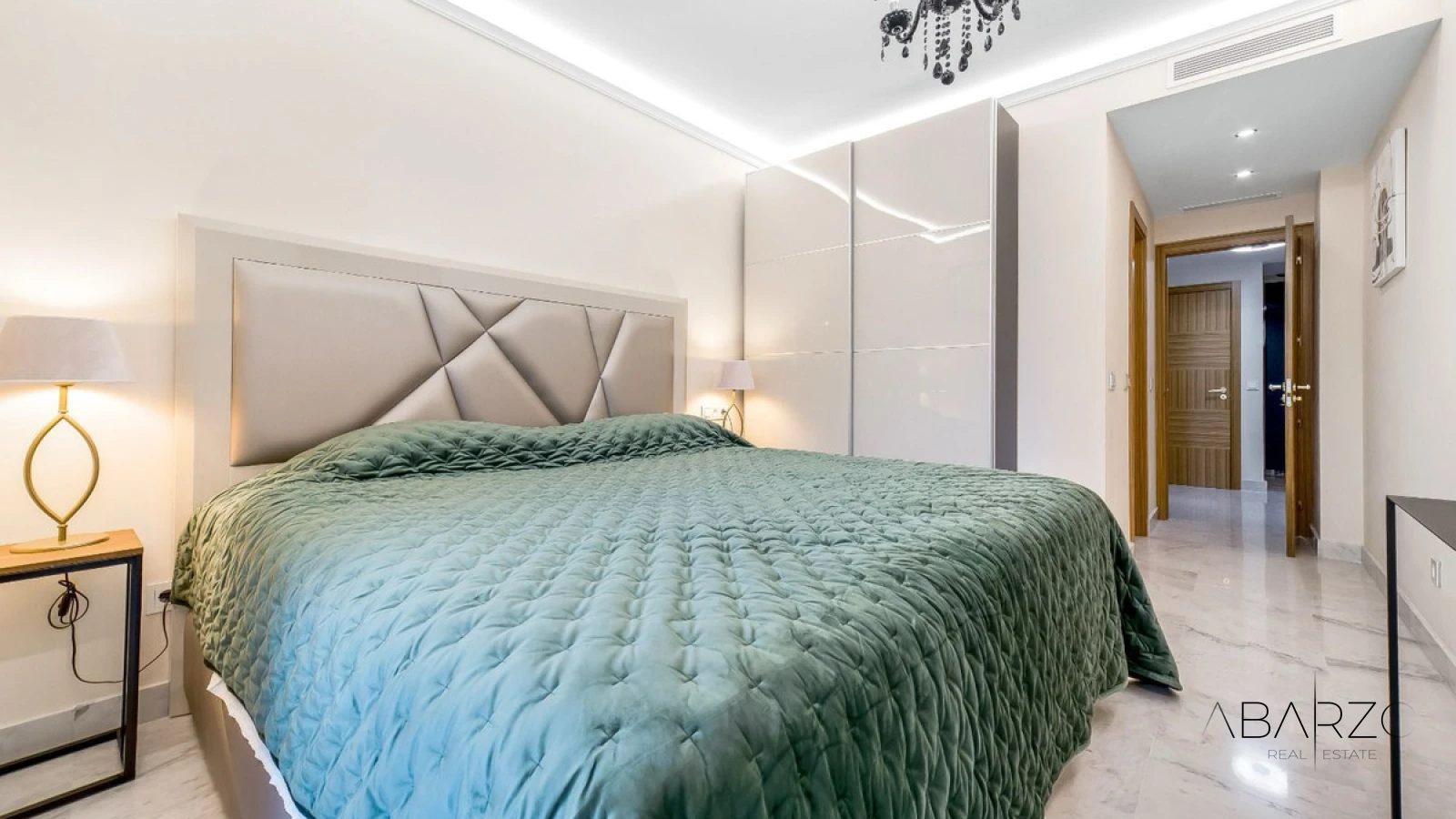 Spacious Two-Bedroom Apartment with Terrace in the Heart of Puerto Banús — interior, Puerto Banús, Marbella (13 of 23)