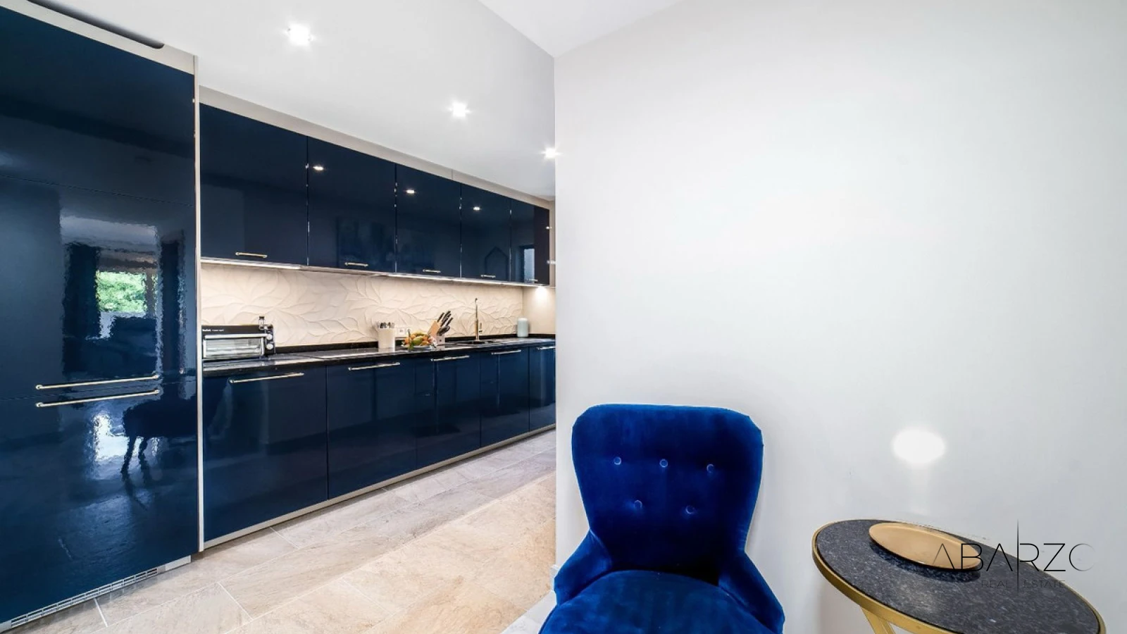 Spacious Two-Bedroom Apartment with Terrace in the Heart of Puerto Banús — interior, Puerto Banús, Marbella (7 of 23)