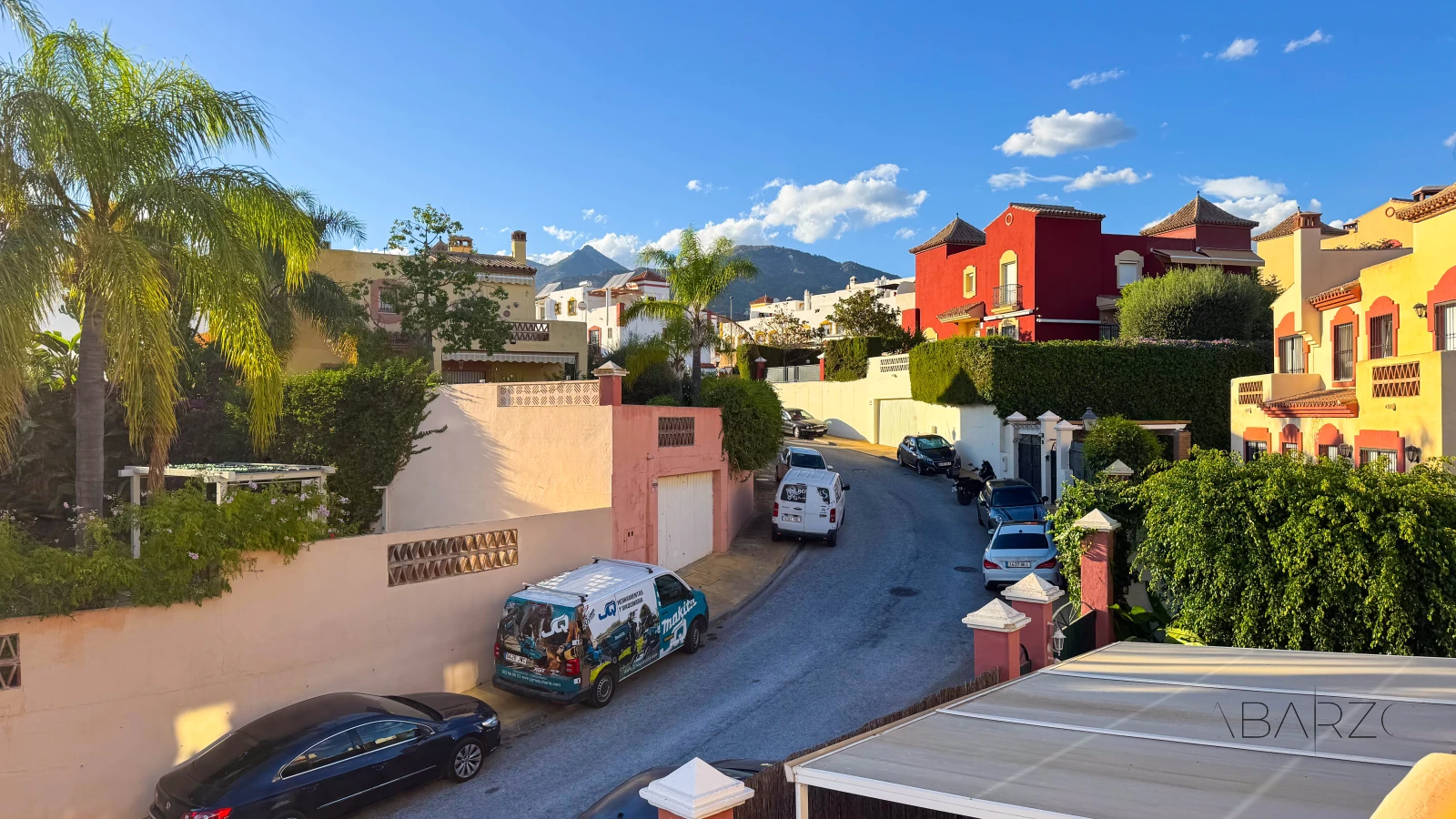 Semi-detached house in Río Real, Marbella with private pool and landscaped garden — interior, Marbella East, Marbella (65 of 67)