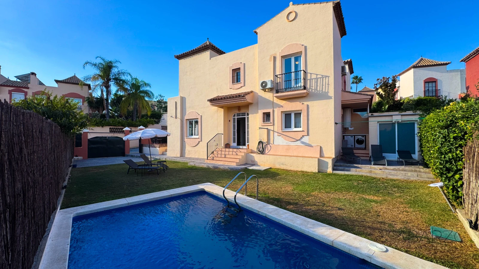 Semi-detached house in Río Real, Marbella with private pool and landscaped garden — luxury property for sale in Marbella East, Marbella