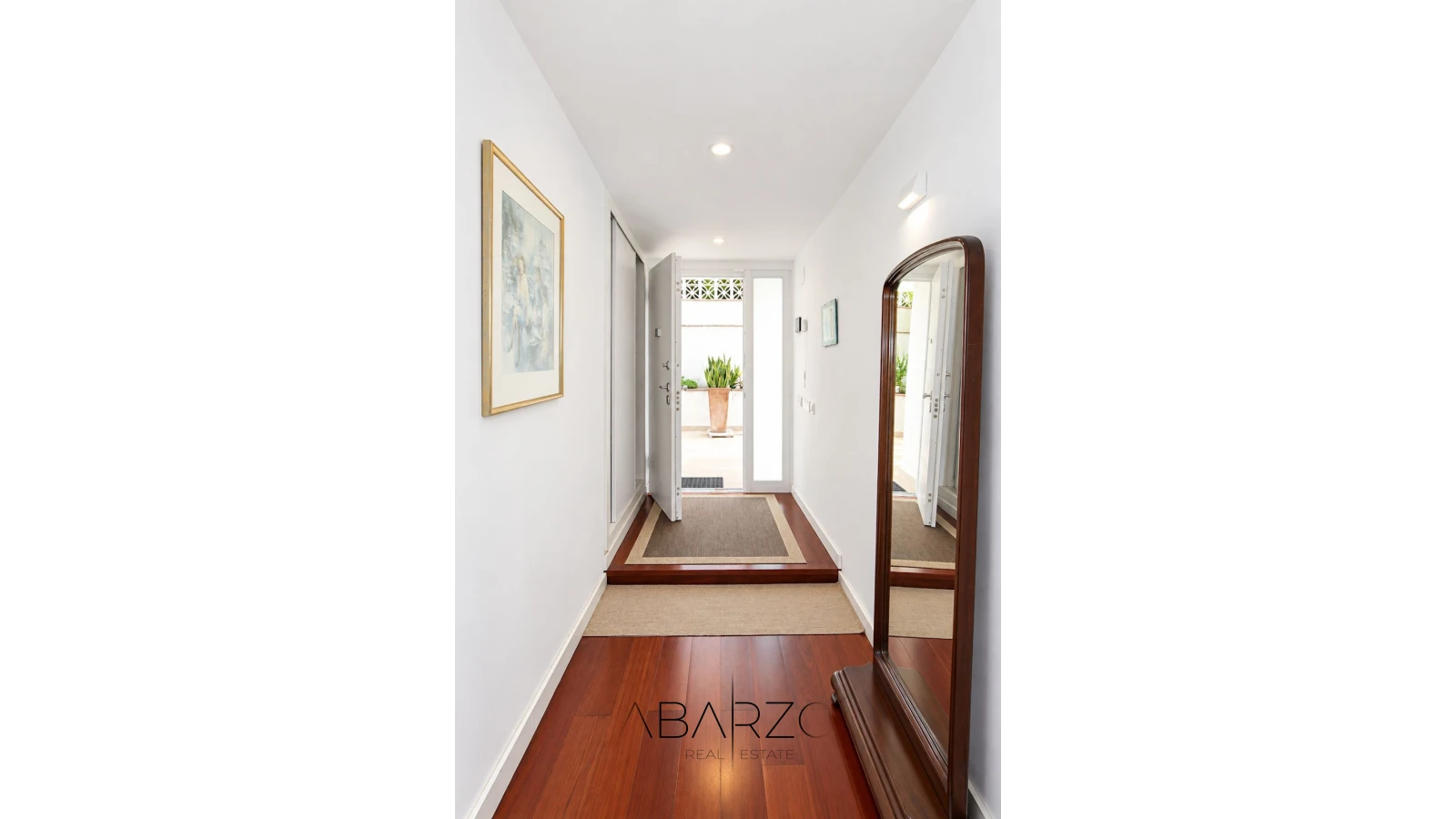 Villa reformada de tres dormitorios en Ricmar, El Rosario, Marbella — andando a la playa — interior, Marbella East, Marbella (20 of 32)