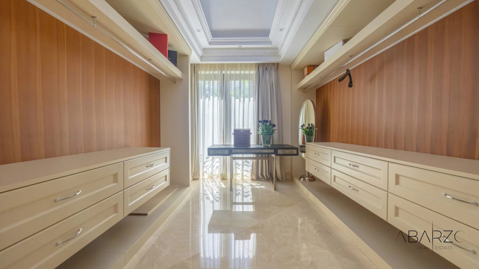Exclusive Villa in Sierra Blanca Marbella with Sea Views and Heated Pool — interior, Golden Mile, Marbella (27 of 36)