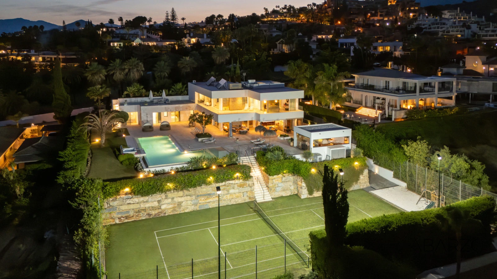 Villa in La Cerquilla, Nueva Andalucía with Panoramic Views and Private Tennis Court — interior, Nueva Andalucía, Marbella (3 of 48)
