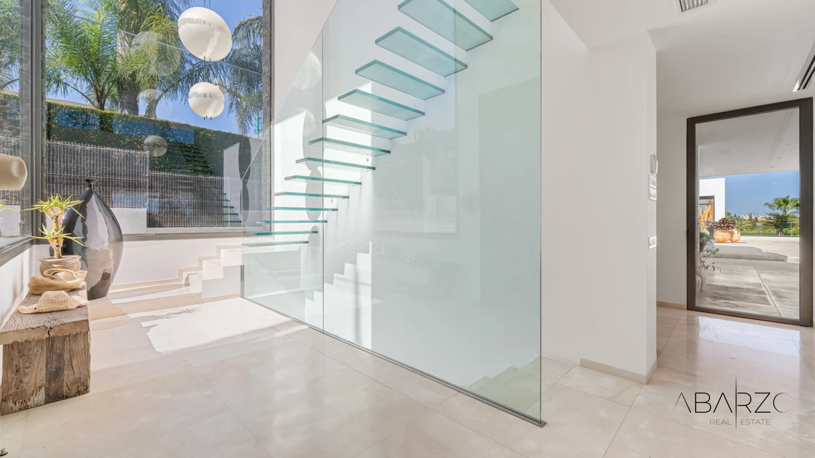 Villa in La Cerquilla, Nueva Andalucía with Panoramic Views and Private Tennis Court — interior, Nueva Andalucía, Marbella (19 of 48)