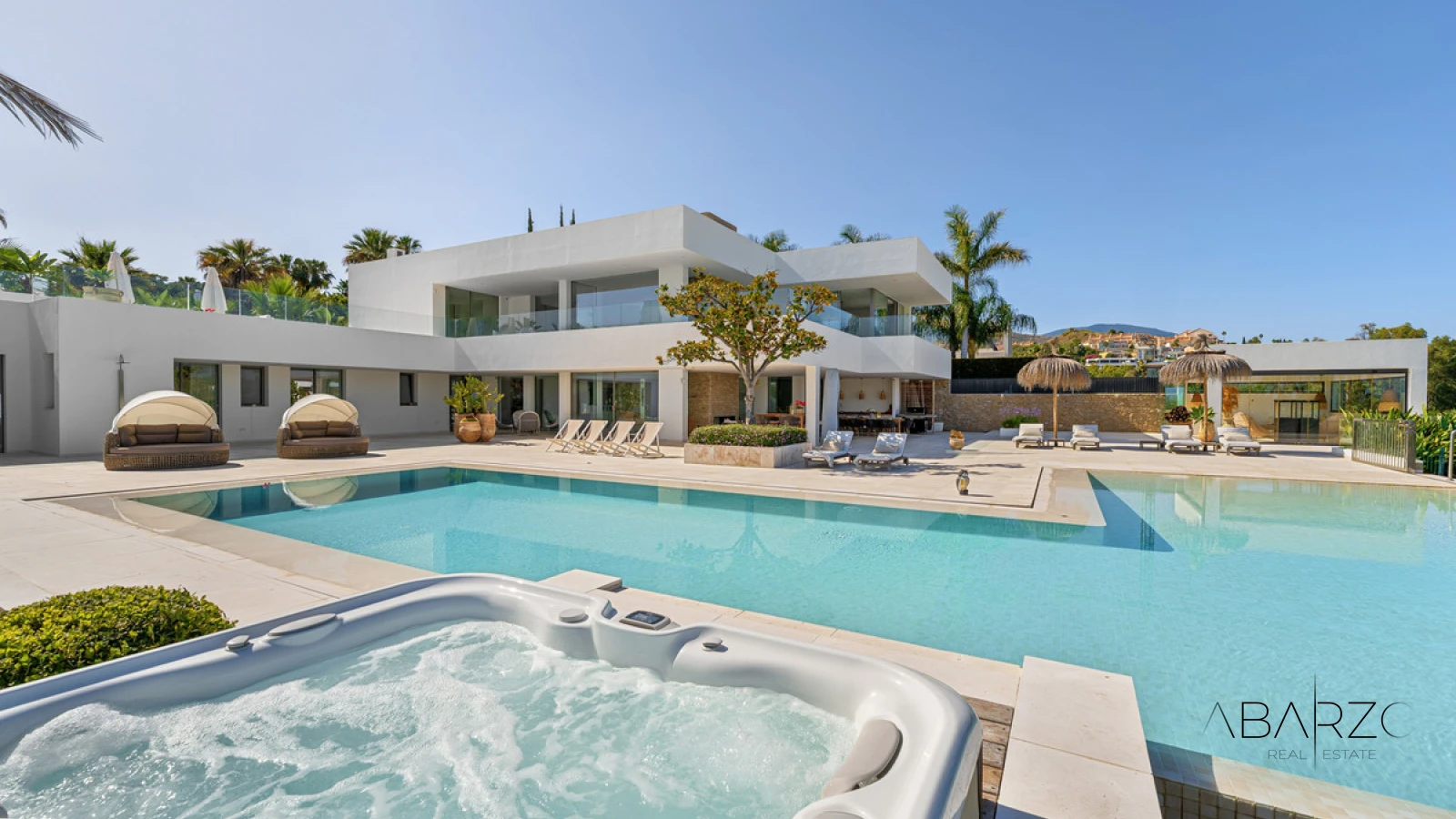 Villa in La Cerquilla, Nueva Andalucía with Panoramic Views and Private Tennis Court — interior, Nueva Andalucía, Marbella (2 of 48)