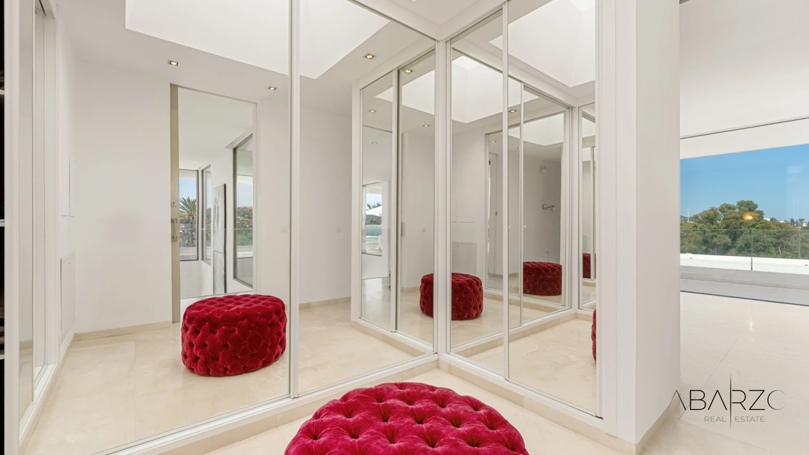 Villa in La Cerquilla, Nueva Andalucía with Panoramic Views and Private Tennis Court — interior, Nueva Andalucía, Marbella (17 of 48)