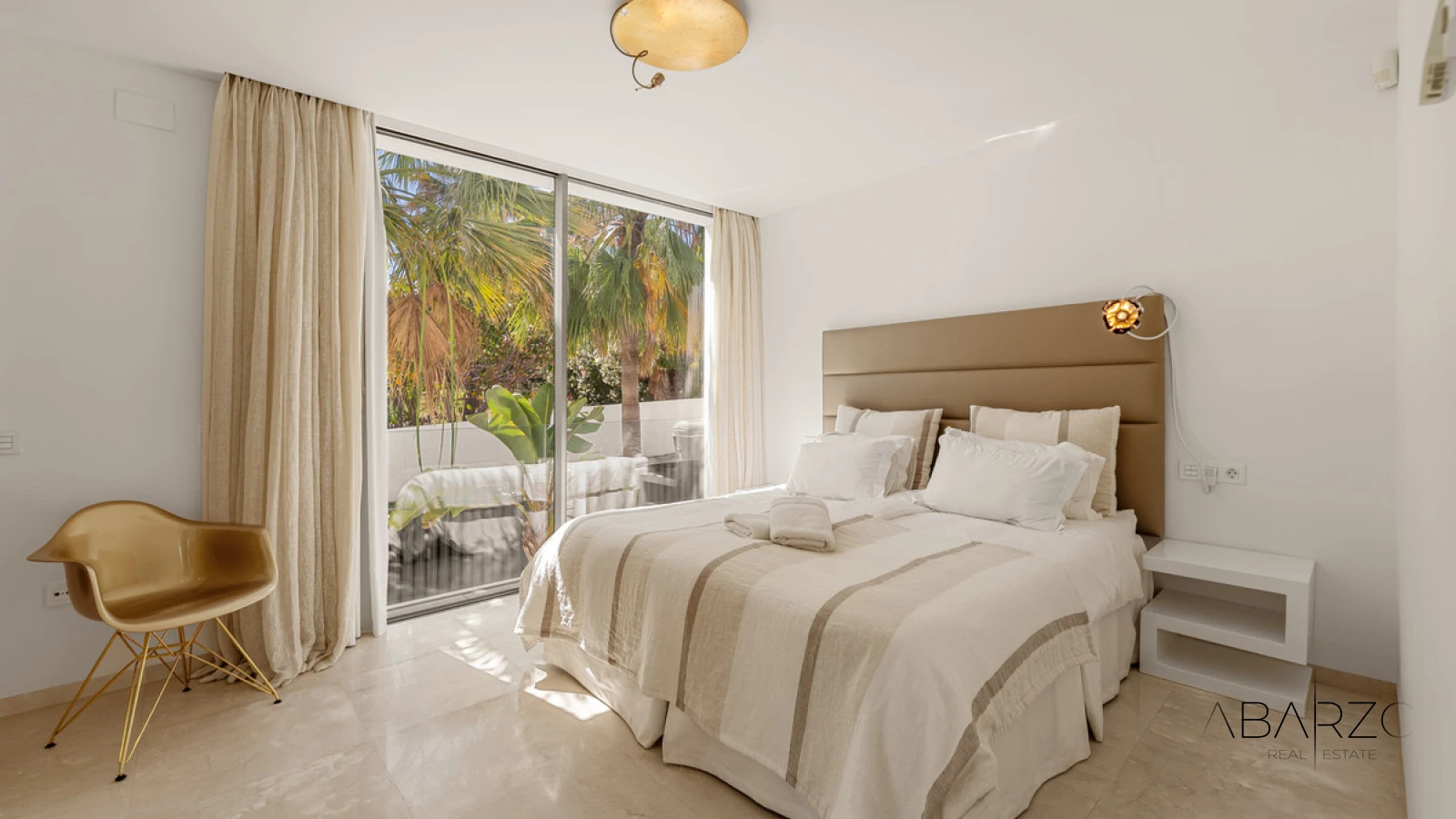 Villa in La Cerquilla, Nueva Andalucía with Panoramic Views and Private Tennis Court — interior, Nueva Andalucía, Marbella (40 of 48)