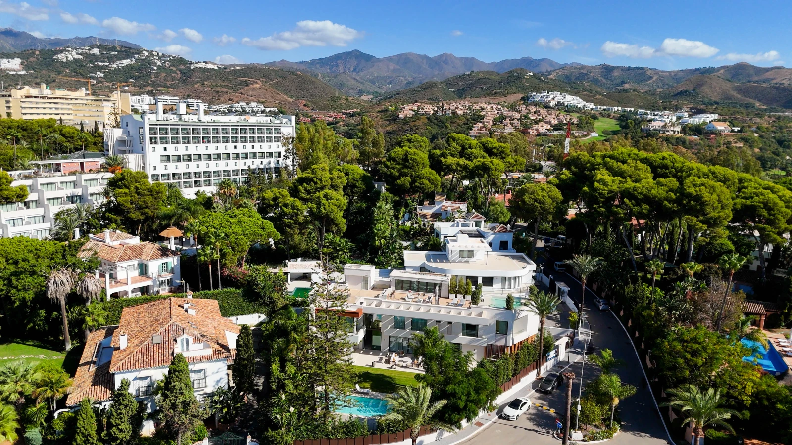 Key Ready Modern New-Build Villa in Los Monteros Playa, Marbella with Sea Views — interior, Marbella East, Marbella (88 of 89)