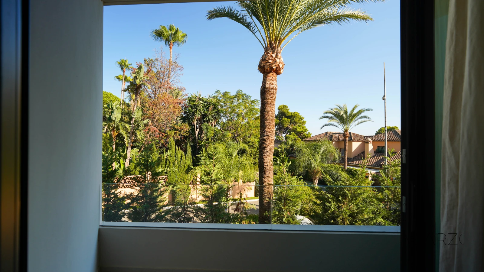 Key Ready Modern New-Build Villa in Los Monteros Playa, Marbella with Sea Views — interior, Marbella East, Marbella (58 of 89)
