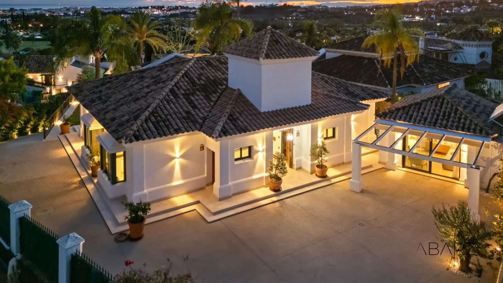 Villa in Haza del Conde, Nueva Andalucía with Sea Views and Private Pool — interior, Nueva Andalucía, Marbella (48 of 49)
