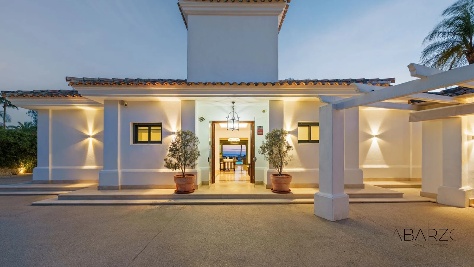 Villa in Haza del Conde, Nueva Andalucía with Sea Views and Private Pool — interior, Nueva Andalucía, Marbella (41 of 49)