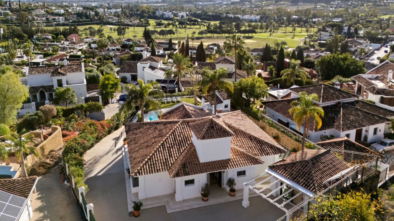Villa in Haza del Conde, Nueva Andalucía with Sea Views and Private Pool — interior, Nueva Andalucía, Marbella (47 of 49)