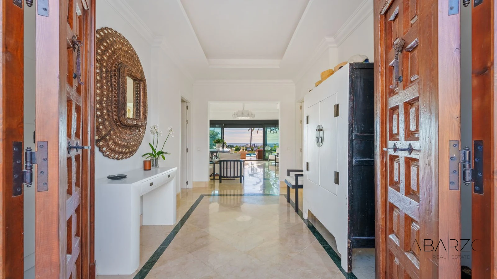Villa in Haza del Conde, Nueva Andalucía with Sea Views and Private Pool — interior, Nueva Andalucía, Marbella (27 of 49)