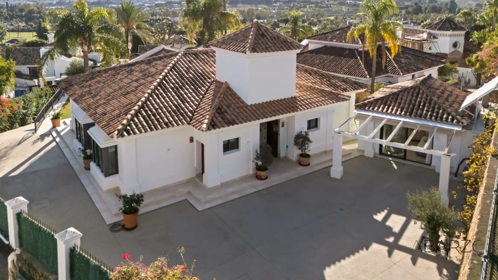 Villa in Haza del Conde, Nueva Andalucía with Sea Views and Private Pool — interior, Nueva Andalucía, Marbella (43 of 49)