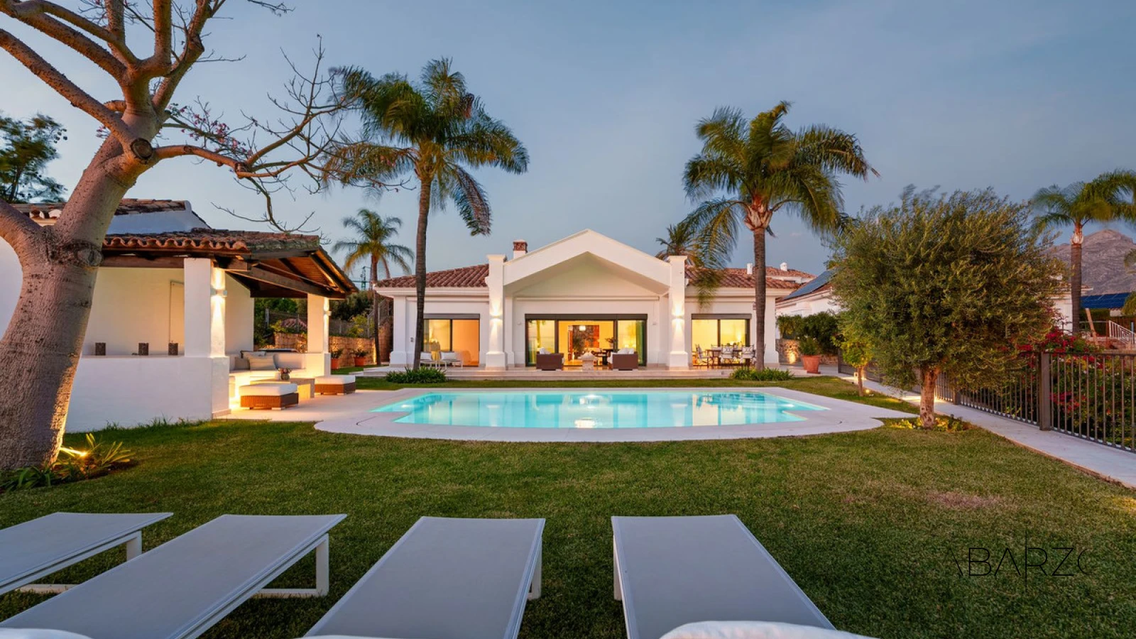 Villa in Haza del Conde, Nueva Andalucía with Sea Views and Private Pool — interior, Nueva Andalucía, Marbella (38 of 49)