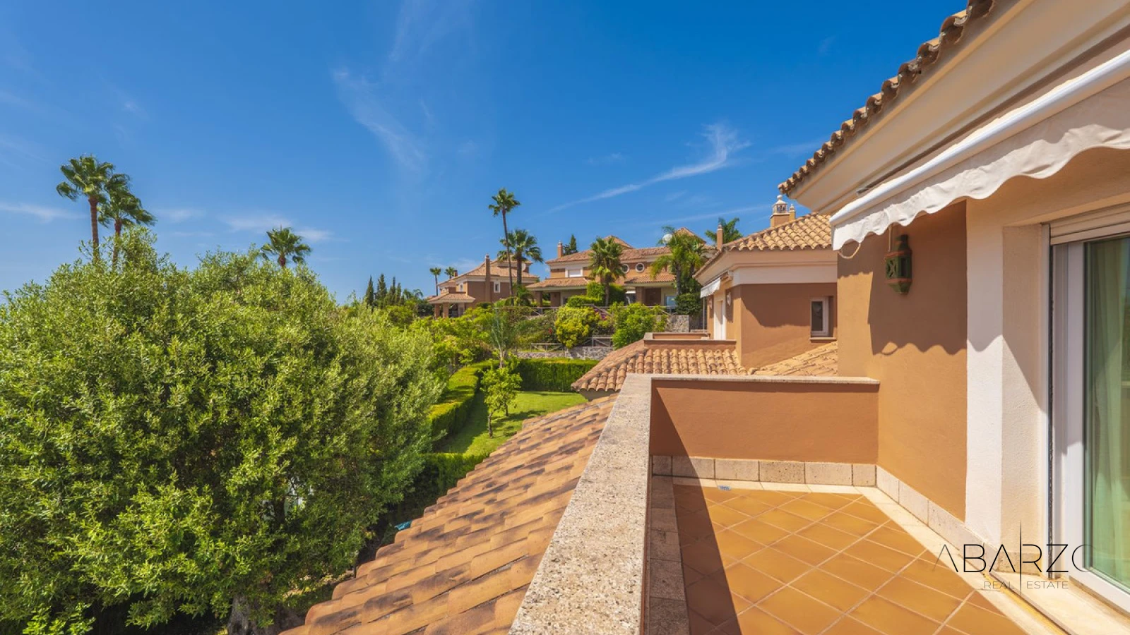 Casa pareada con vistas al golf y al mar en Santa Clara Golf, Marbella — interior, Marbella East, Marbella (39 of 46)
