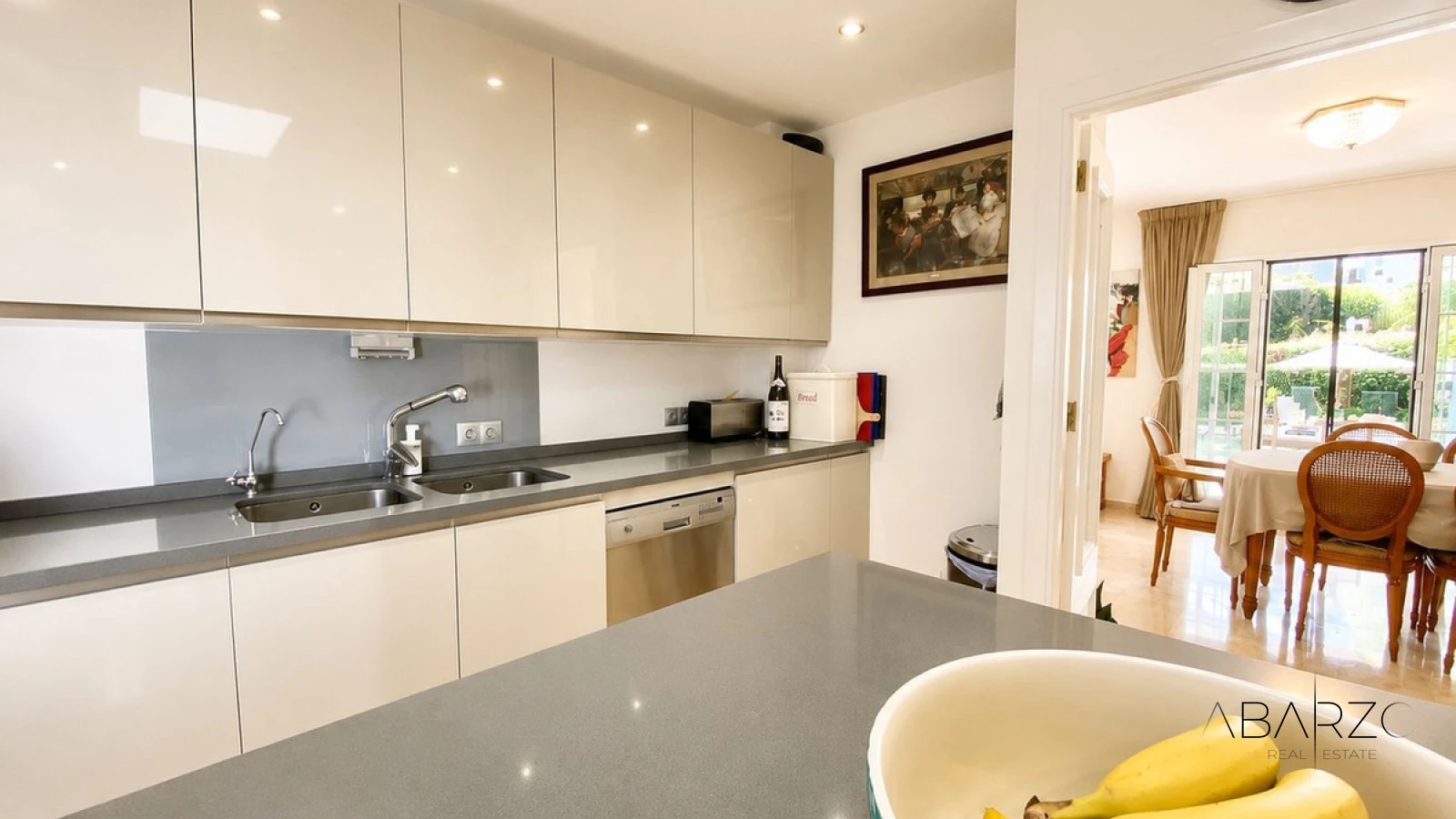Beachside Villa in Benamara, New Golden Mile, Estepona — 100 m from the Beach — interior, New Golden Mile, Estepona (3 of 24)