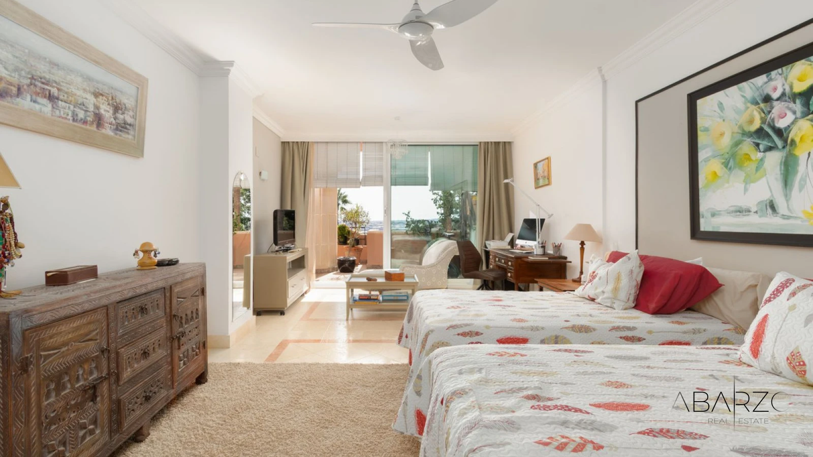 Spacious 3-Bedroom Apartment in Magna Marbella with Panoramic Golf and Sea Views — interior, Nueva Andalucía, Marbella (21 of 31)
