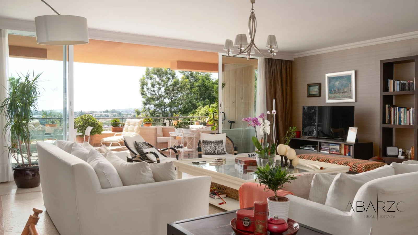 Spacious 3-Bedroom Apartment in Magna Marbella with Panoramic Golf and Sea Views — interior, Nueva Andalucía, Marbella (5 of 31)