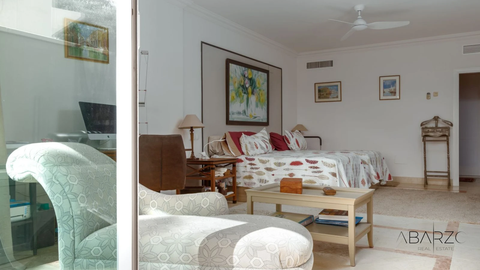 Spacious 3-Bedroom Apartment in Magna Marbella with Panoramic Golf and Sea Views — interior, Nueva Andalucía, Marbella (30 of 31)