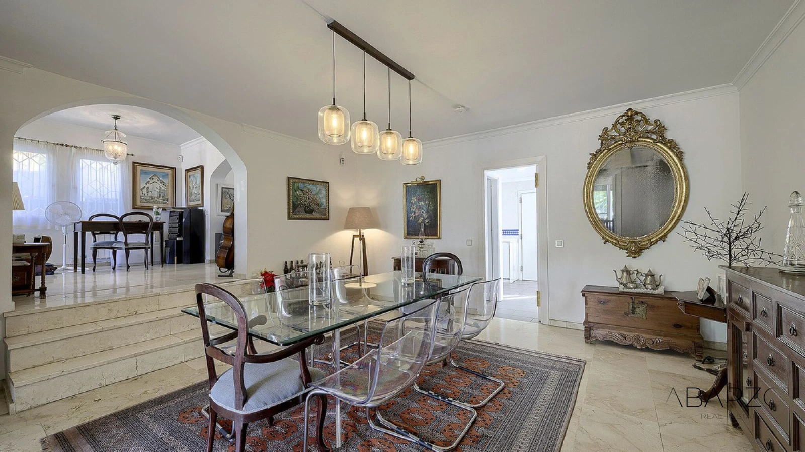 Villa independiente de cinco dormitorios con vistas al mar cerca de Marbella Centro — interior, Marbella Centro, Marbella (5 of 42)