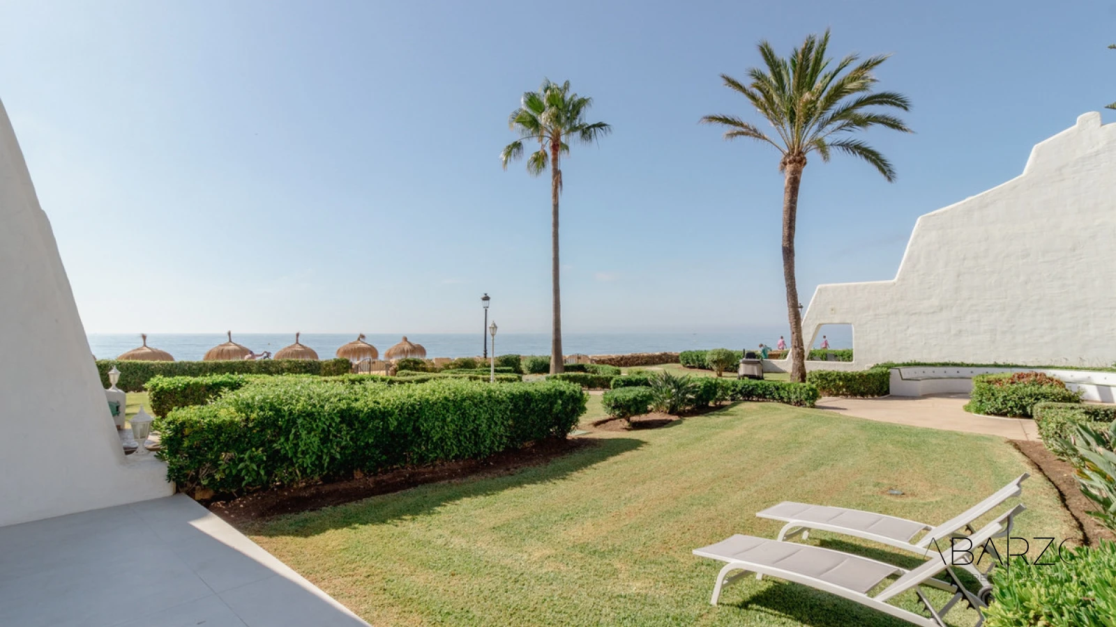Modern townhouse in Coral Beach Marbella with sea access and 4 bedrooms — interior, Golden Mile, Marbella (4 of 47)