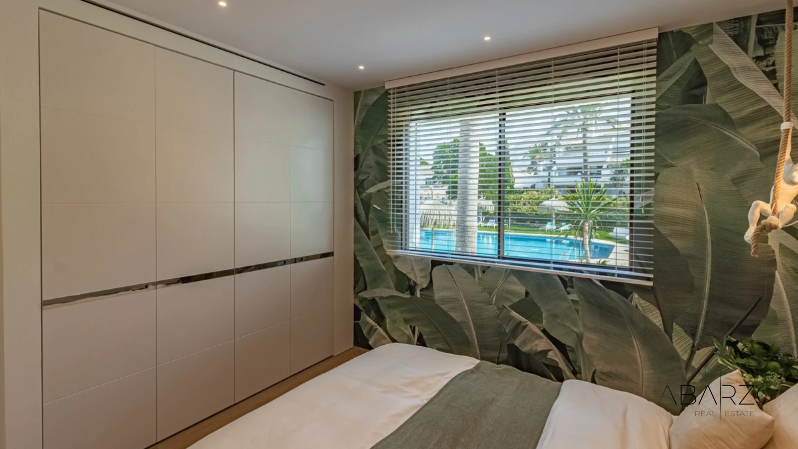 Modern townhouse in Coral Beach Marbella with sea access and 4 bedrooms — interior, Golden Mile, Marbella (39 of 47)