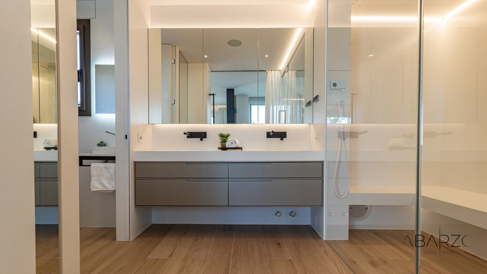 Modern townhouse in Coral Beach Marbella with sea access and 4 bedrooms — interior, Golden Mile, Marbella (41 of 47)