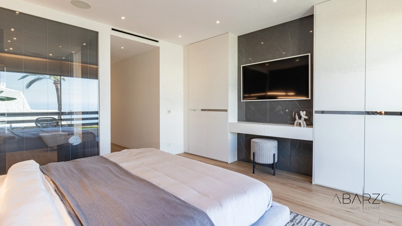 Modern townhouse in Coral Beach Marbella with sea access and 4 bedrooms — interior, Golden Mile, Marbella (27 of 47)