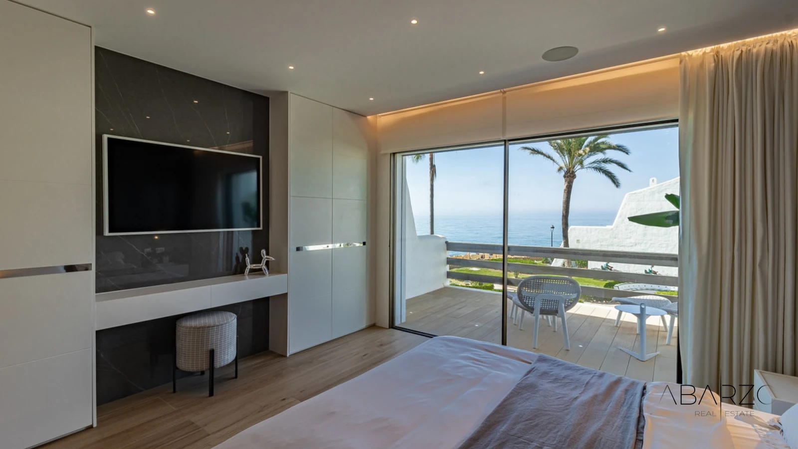 Modern townhouse in Coral Beach Marbella with sea access and 4 bedrooms — interior, Golden Mile, Marbella (26 of 47)