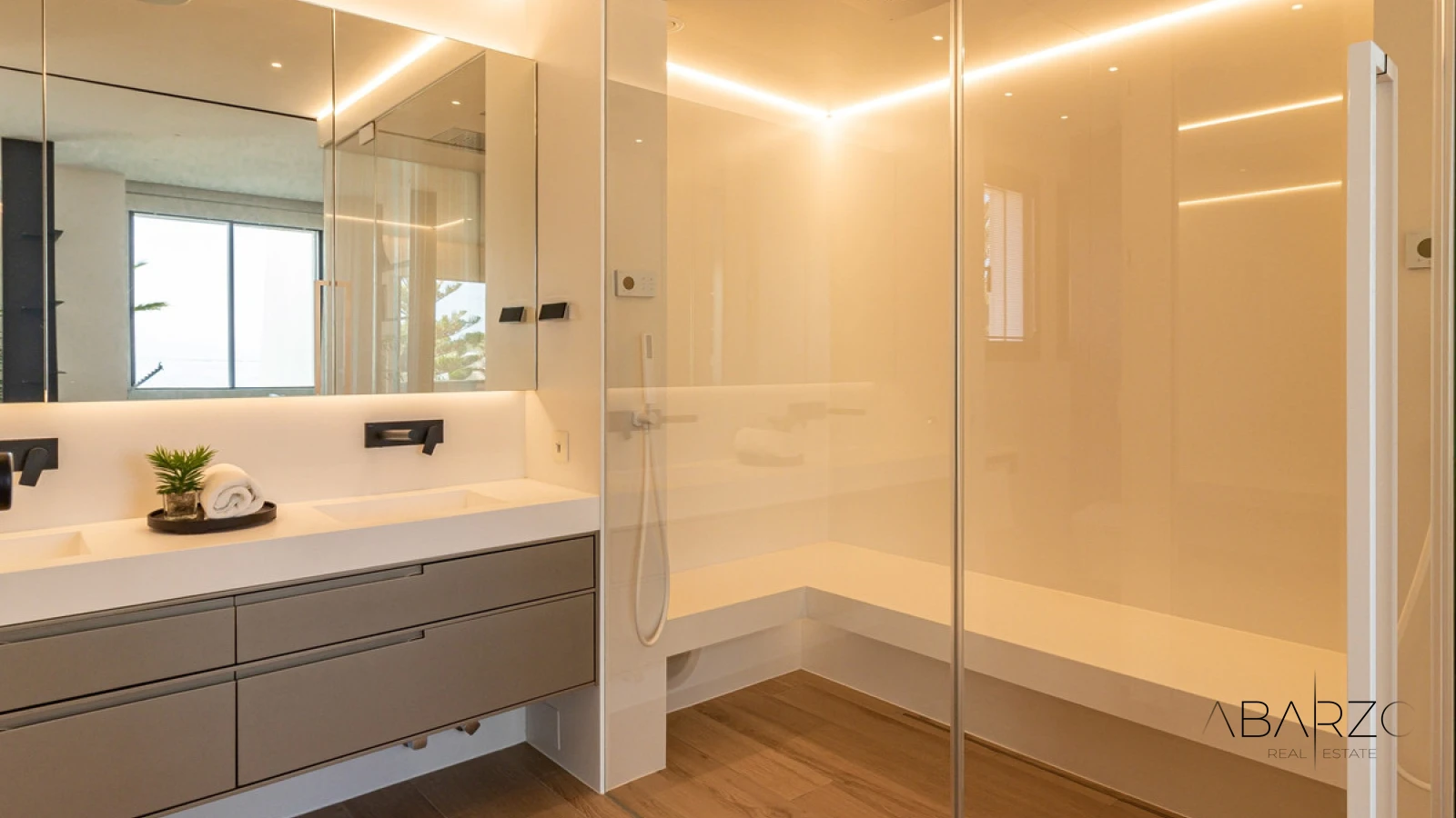 Modern townhouse in Coral Beach Marbella with sea access and 4 bedrooms — interior, Golden Mile, Marbella (42 of 47)