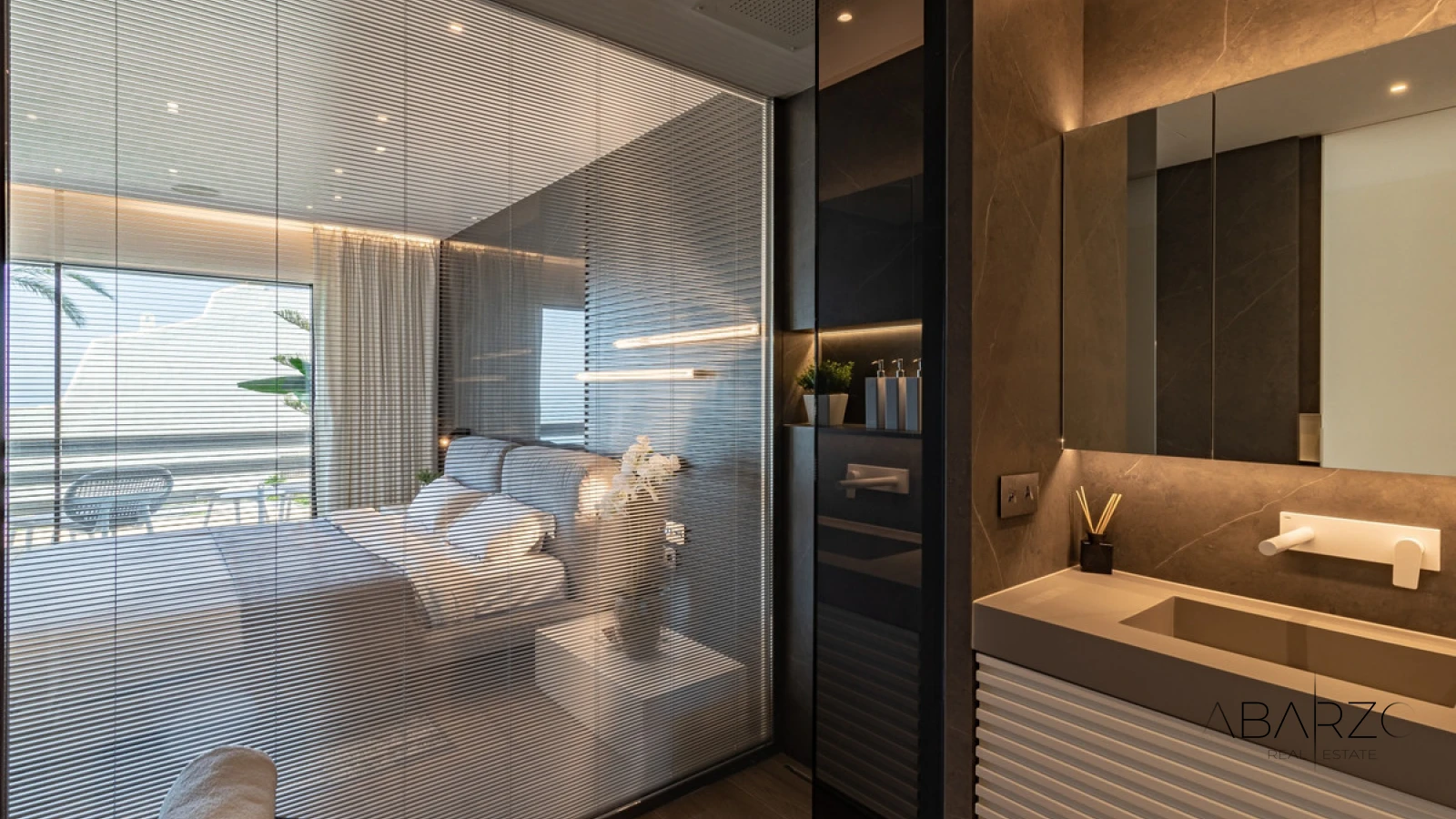 Modern townhouse in Coral Beach Marbella with sea access and 4 bedrooms — interior, Golden Mile, Marbella (31 of 47)