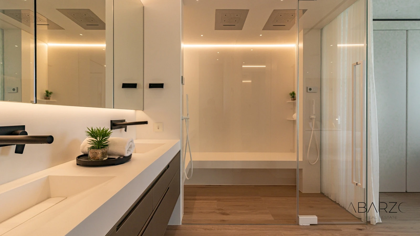 Modern townhouse in Coral Beach Marbella with sea access and 4 bedrooms — interior, Golden Mile, Marbella (43 of 47)