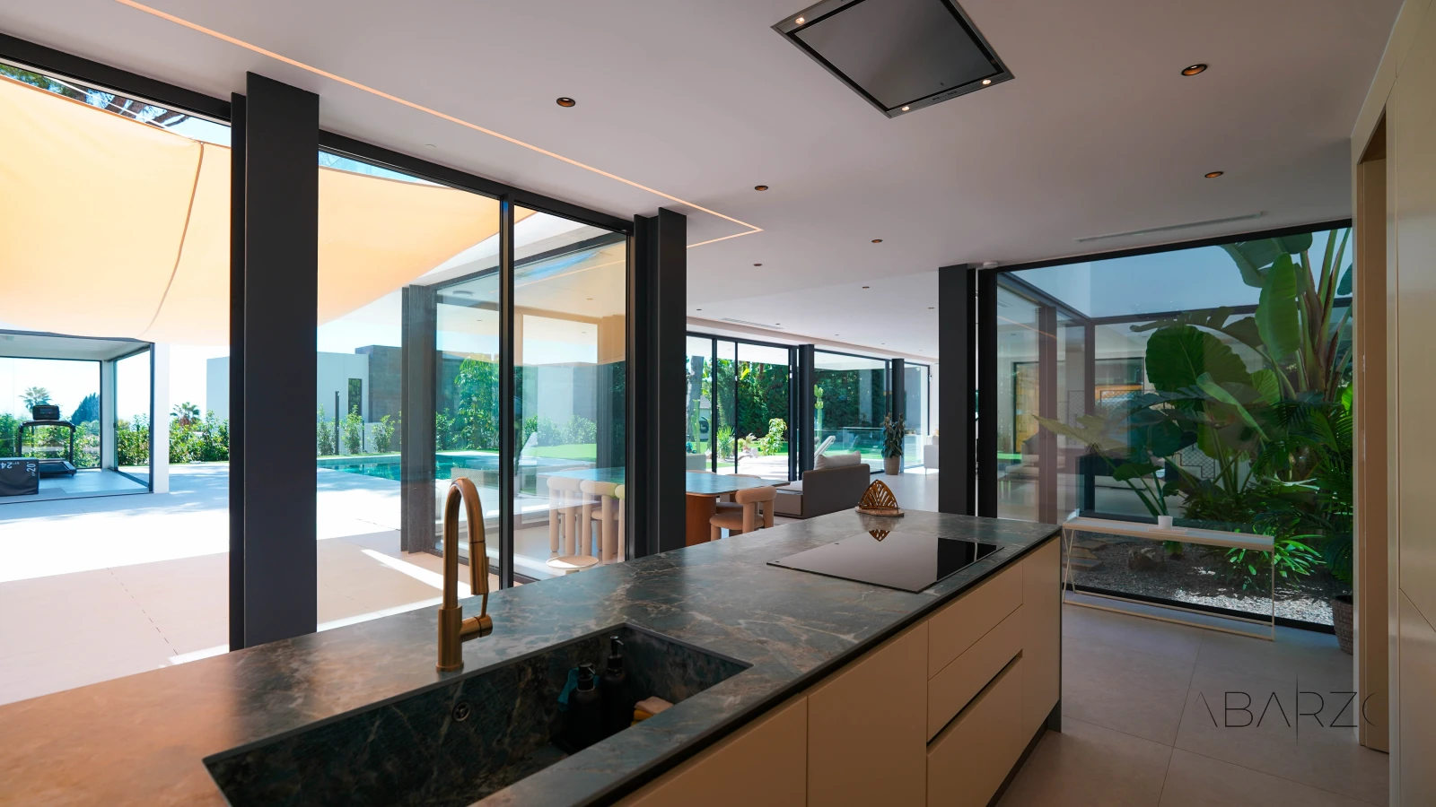 Contemporary villa in Sierra Blanca, Marbella with pool and sea views — interior, Golden Mile, Marbella (25 of 73)