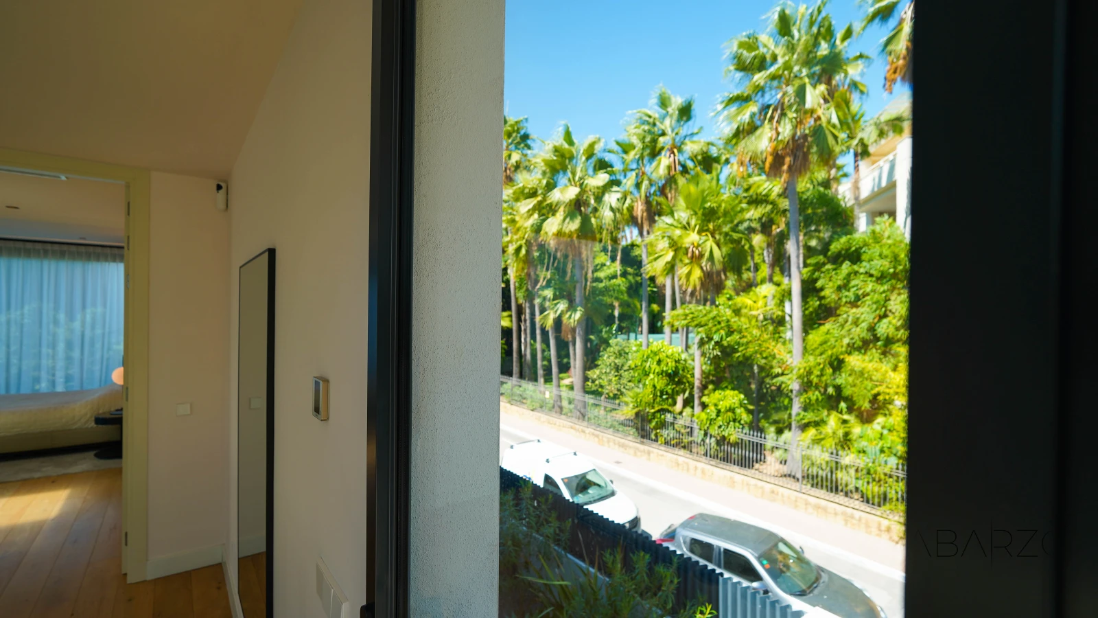 Contemporary villa in Sierra Blanca, Marbella with pool and sea views — interior, Golden Mile, Marbella (33 of 73)